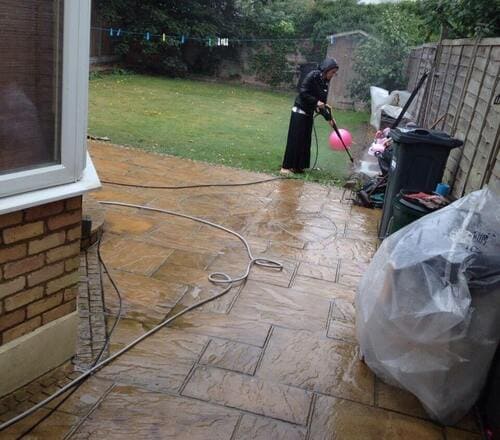 E1 gardener service Stepney